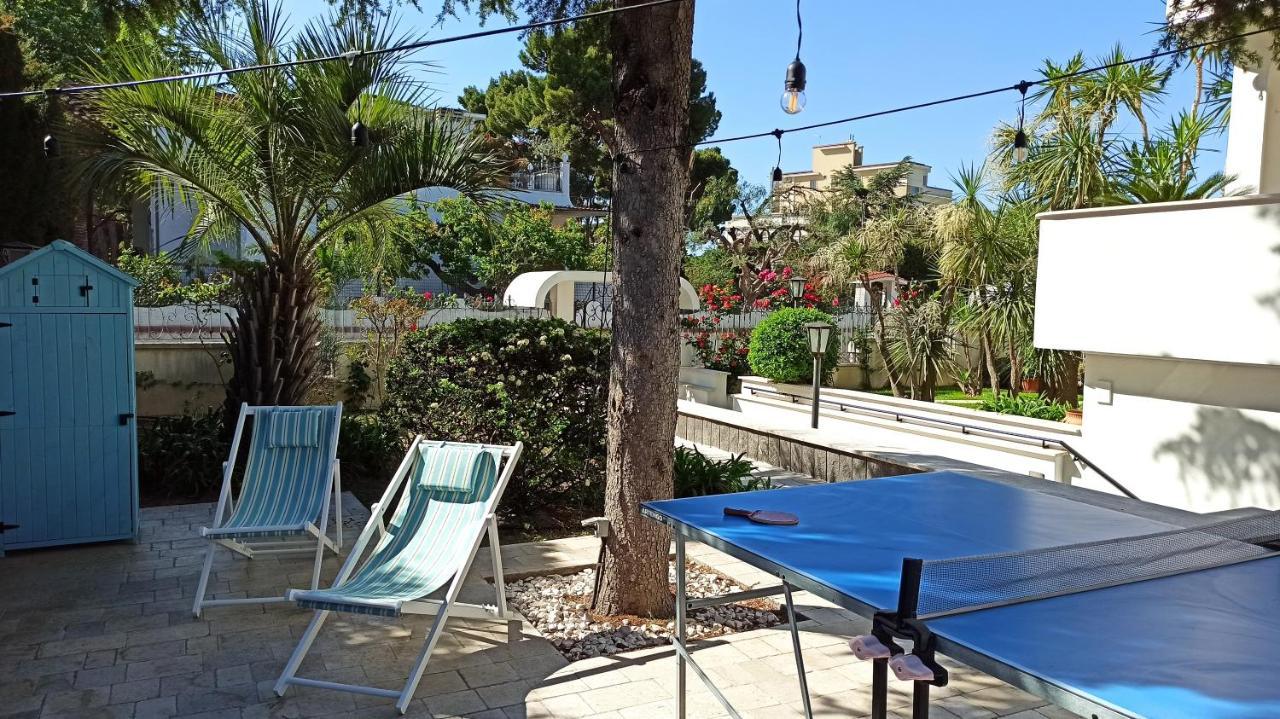 Villa Mary - Apartments Trani Extérieur photo