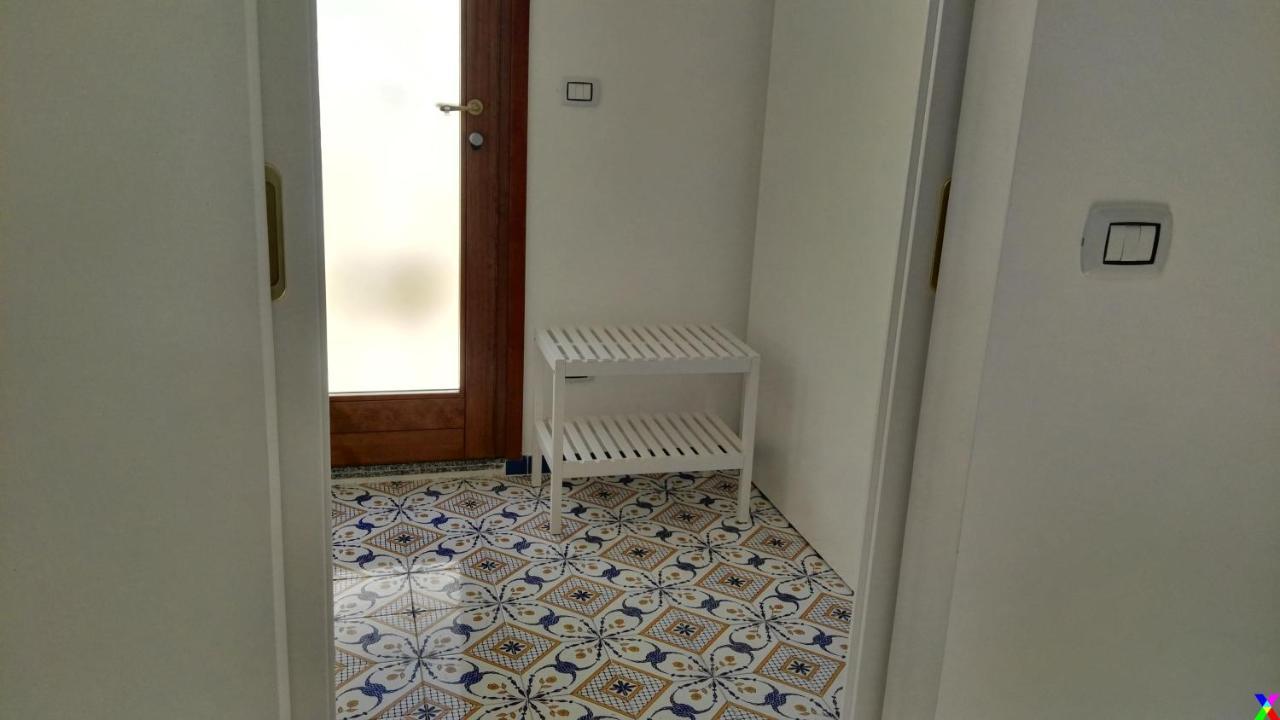 Villa Mary - Apartments Trani Extérieur photo